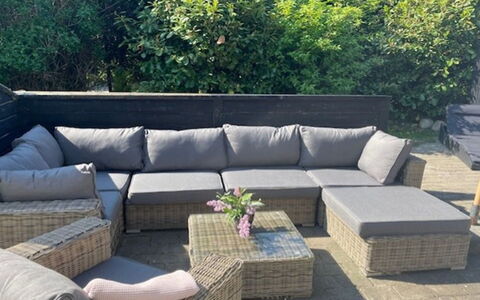 Nara - 500M from the Sea: Legna, Mobili Da Esterno, Deck, Tavolo Esterno, Design, Cortile, Di Vimini, Plank, Latifoglie