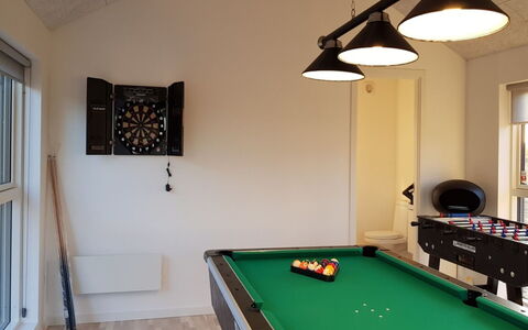 Eveline - 1.5Km from the Sea: Tetto, Casa, Casa, Villetta, Raccordo, Estate, Driveway, Edifici Giardino, Cortile, Capannone