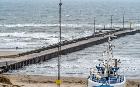 Radica - 50M from the Sea: Mare, Costa, Costiera E Morfologie Oceanic, Oceano, Molo, Riva, Boardwalk, Passerella, Wind Wave