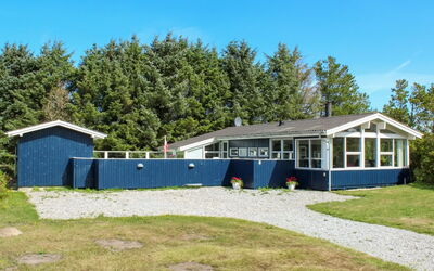 Gitten - 600M from the Sea