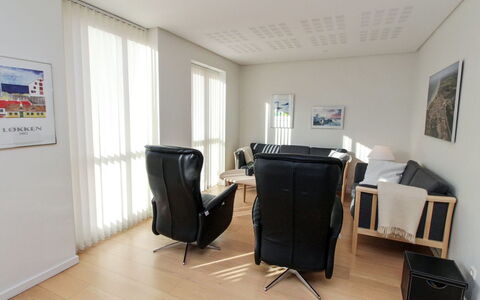Gisken - 600M from the Sea: Tetto, Casa, Zona Residenziale, Casa, Estate, Villetta, Design