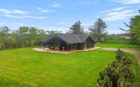 Harri - 850M from the Sea: Casa, Casa, Porta, Tetto, Villetta, Estate, Giardino, Shade, Raccordo, Cortile