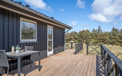 Tayara - 300M from the Sea