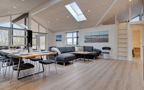 Amitola - 700M from the Sea: Legna, Soffitto, Interior Design, Pavimento In Legno, Pavimentazione, Pavimento, Soggiorno, Latifoglie, Plank, Pavimento Laminato