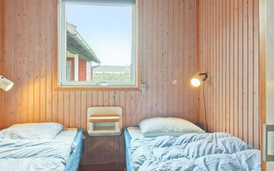 Jule - 600M from the Sea