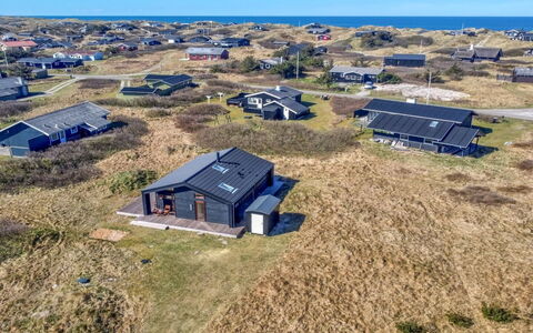 Tuire - 250M from the Sea: 