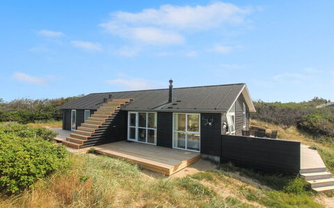 Marthine - 200M from the Sea: Casa, Casa, Porta, Tetto, Villetta, Estate, Giardino, Shade, Raccordo, Cortile