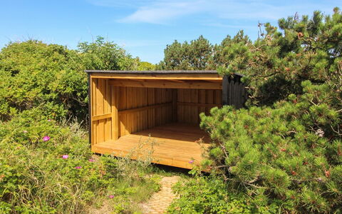 Marthine - 200M from the Sea: Casa, Casa, Porta, Tetto, Villetta, Estate, Giardino, Shade, Raccordo, Cortile