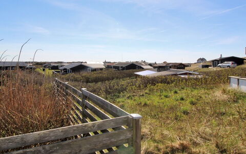 Dyveke - 220M from the Sea: Tetto, Lotto, Villetta, Casa, Area Rurale, Capannone, Raccordo, Edifici Giardino, Log Cabin, Capanna