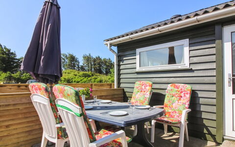Nore - 350M from the Sea: Legna, Casa, Villetta, Casa, Tetto, Area Rurale, Raccordo, Log Cabin, Edifici Giardino, Latifoglie