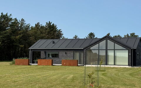 Arlina - 1.5Km from the Sea: Legna, Casa, Portico, Deck, Latifoglie, Tetto, Color Legno, Pavimento In Legno, Eco Hotel