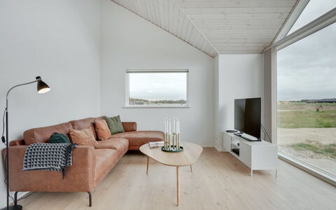 Arlina - 1.5Km from the Sea: Legna, Casa, Portico, Deck, Latifoglie, Tetto, Color Legno, Pavimento In Legno, Eco Hotel