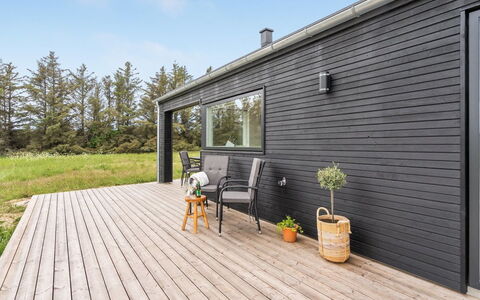 Arlina - 1.5Km from the Sea: Legna, Casa, Portico, Deck, Latifoglie, Tetto, Color Legno, Pavimento In Legno, Eco Hotel