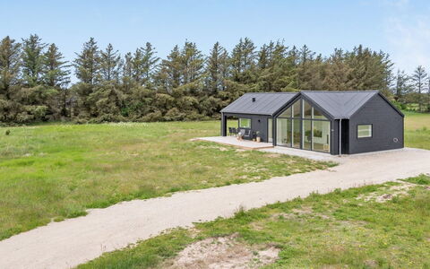 Arlina - 1.5Km from the Sea: Legna, Casa, Portico, Deck, Latifoglie, Tetto, Color Legno, Pavimento In Legno, Eco Hotel