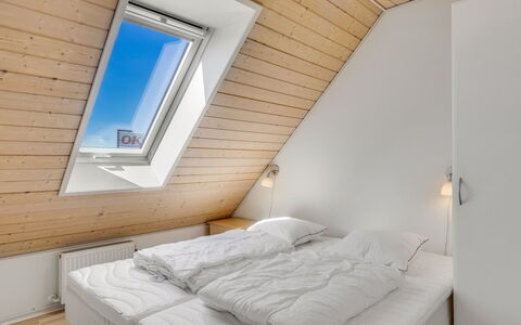 Frænde - 600M from the Sea: 