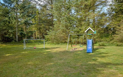 Sunneva - 1Km from the Sea: Casa, Casa, Porta, Tetto, Villetta, Estate, Giardino, Shade, Raccordo, Cortile