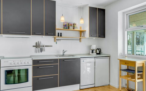 Adla - 450M from the Sea: Cucina, Elettrodomestico Da Cucina, Controsoffitto, Pavimentazione, Apparecchio Major, Cabinetry, Legna, Mobilia, Interior Design, Elettrodomestico