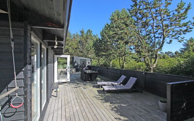 Eyer - 800M from the Sea