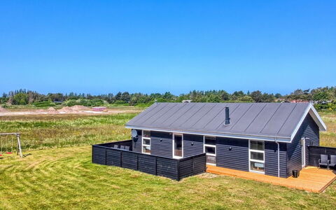 Elenore - 900M from the Sea: Casa, Casa, Porta, Tetto, Villetta, Estate, Giardino, Shade, Raccordo, Cortile