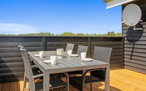 Elenore - 900M from the Sea: Casa, Casa, Porta, Tetto, Villetta, Estate, Giardino, Shade, Raccordo, Cortile