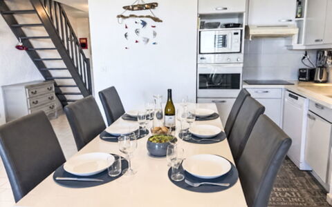 Terre Marine: Mobilia, Mobili Da Esterno, Sedia, Giardino, Color Legno, Prato, Latifoglie, Shade, Backyard