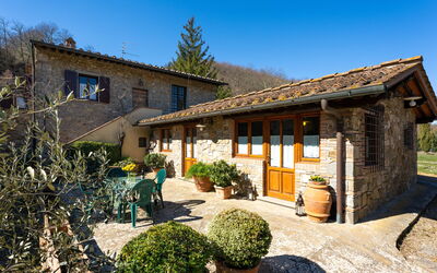 Casa Mario 615.1: Cielo, Pianta, Costruzione, Giorno, Acqua, Azzurro, Albero, Arecales, Corpo D'Acqua, Nube