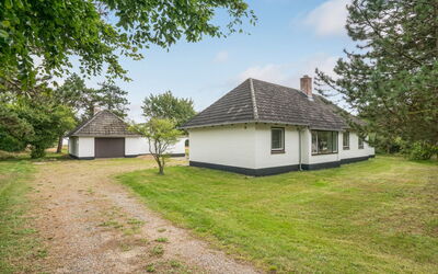 Solmaz - 3.5Km from the Sea