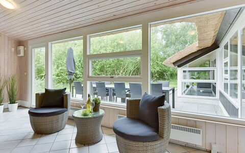 Ellanor - 1Km from the Sea: Interior Design, Pavimentazione, Mobilia, Pavimento, Legna, Soffitto, Pavimento In Legno, Sedia, Camera, Soggiorno