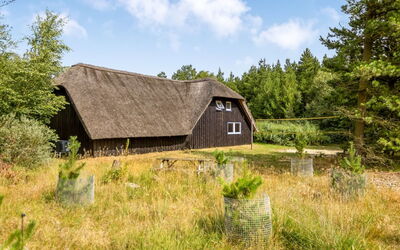 Ellanor - 1Km from the Sea
