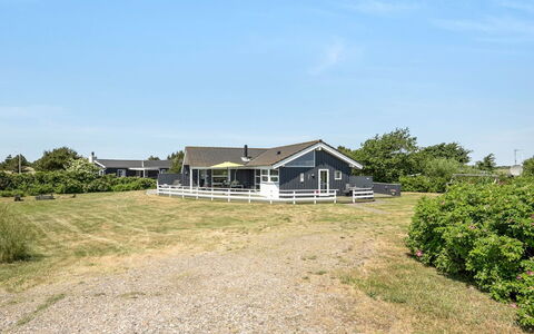 Chrisse - 550M from the Sea: Villetta, Capannone, Capanna, Agriturismo, Prateria, Baracca, Fienile, Log Cabin, Edifici Giardino
