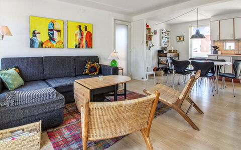 Jasna - 2.3Km from the Sea: Erba, Legna, Area Rurale, Arbusto, Villetta, Tetto, Plain, Lotto, Casa, Groundcover