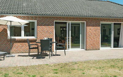 Arletty - 1Km from the Sea
