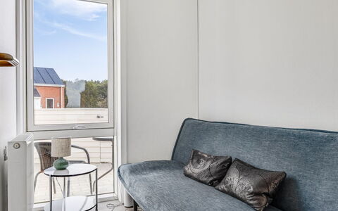 Sighwald - 2.3Km from the Sea: Mobilia, Interior Design, Pavimentazione, Pavimento, Appartamento, Camera, Casa, Soggiorno, Soffitto, Divano