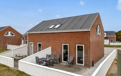 Sighwald - 2.3Km from the Sea