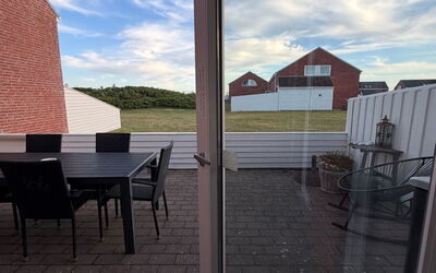 Adils - 2.5Km from the Sea