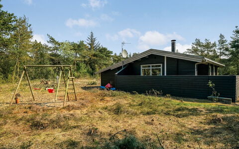 Herborg - 1Km from the Sea: Tetto, Casa, Zona Residenziale, Casa, Estate, Villetta, Design