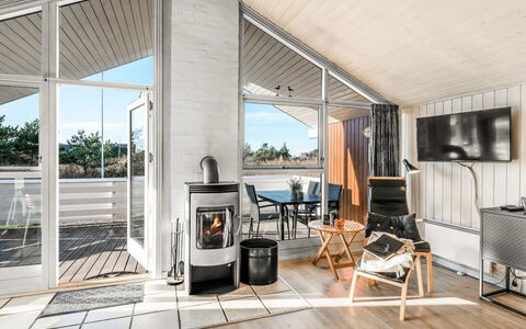 Hermandine - 700M from the Sea: Casa, Villetta, Raccordo, Portico, Capannone, Deck, Latifoglie, Log Cabin, Edifici Giardino, Shade