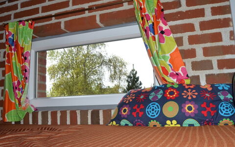 Sedine - 3.9Km from the Sea: Interior Design, Tessile, Camera, Finestra Trattamento, Per Finestre, Biancheria, Tenda, Cuscino, Illuminazione Diurna, Color Legno