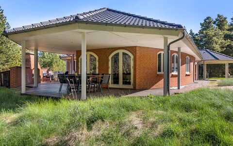 Agusta - 1.1Km from the Sea: Tetto, Casa, Zona Residenziale, Casa, Estate, Villetta, Design