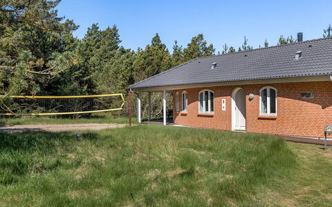 Agusta - 1.1Km from the Sea: Tetto, Casa, Zona Residenziale, Casa, Estate, Villetta, Design