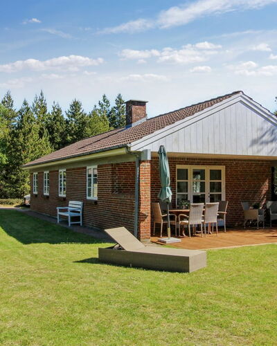Angret - 3.5Km from the Sea