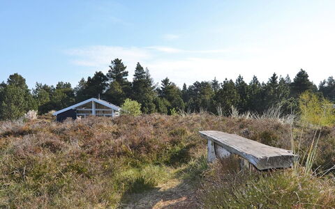 Andriette - 4.5Km from the Sea: Arbusto, Urban Design, Groundcover, Brick, Appartamento, Estate, Muratura, Balcone, Landscaping