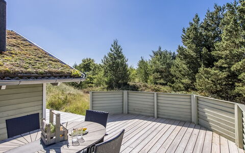 Bruna - 2Km from the Sea: Mobilia, Legna, Interior Design, Pavimentazione, Pavimento, Sedia, Camera, Soffitto, Soggiorno, Appartamento
