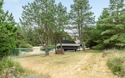 Risto - 2.3Km from the Sea