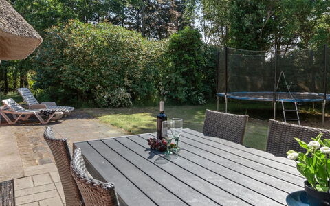 Gudmund - 3.9Km from the Sea: Mobilia, Mobili Da Esterno, Legna, Sedia, Tavolo, Tavolo Esterno, Giardino, Shade, Backyard