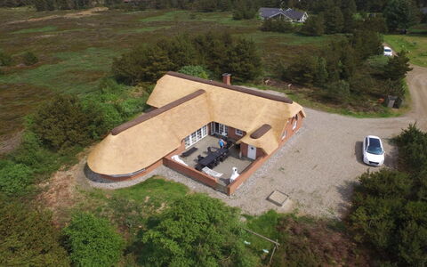 Artan - 2.6Km from the Sea: Tetto, Villetta, Casa, Area Rurale, Lotto, Thatching, Estate, Agriturismo, Villaggio, Capanna