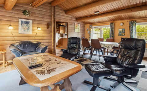 Thorbergh - 2Km from the Sea: Legna, Mobilia, Casa, Villetta, Casa, Soffitto, Divano, Soggiorno, Log Cabin, Camera