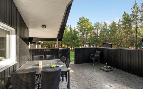 Jul - 900M from the Sea: Legna, Casa, Villetta, Shade, Portico, Raccordo, Cortile, Backyard, Deck, Latifoglie