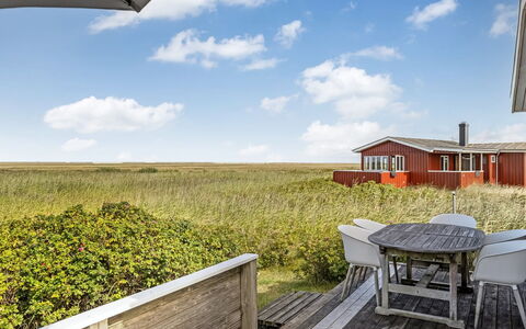 Hermoth - 300M from the Sea: 