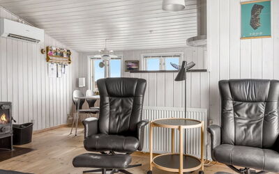 Mortensen - 350M from the Sea